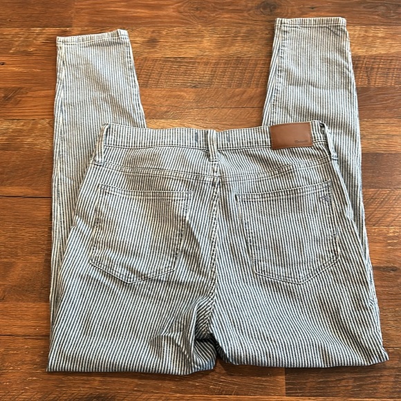 EUC Madewell Stripe Denim Mid Rise 29 - Picture 4 of 4